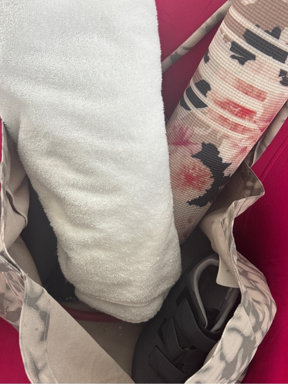 ALO Yoga Taupe and Cream Tie-Dye Canvas Tote - Picture 2 of 6